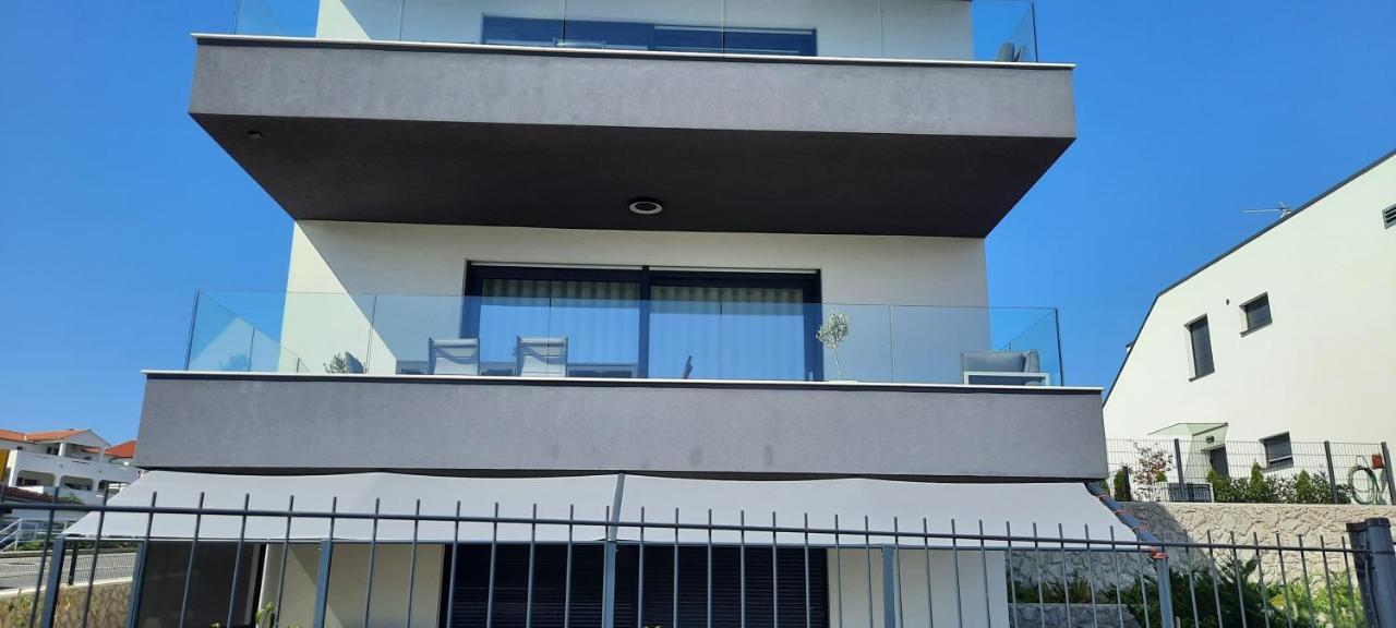 Sun Residence Krk คิร์ก ภายนอก รูปภาพ